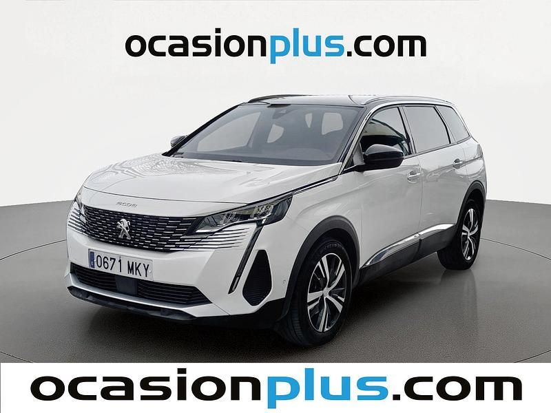 Usado Peugeot 5008 Allure 131 CV (96 kW) 2023 Blanco SUV