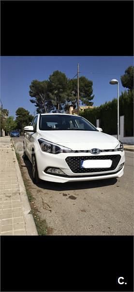 Blanco Usado 2018 Hyundai i20 Berlina | 8500 € (Buen precio) - Imagen 1/3