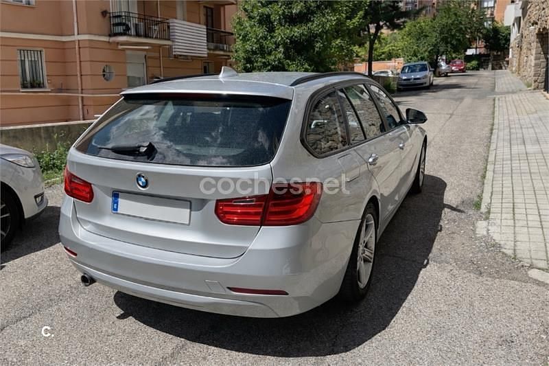 Usado BMW 316 116 CV (85 kW) 2013 Gris / plata Familiar