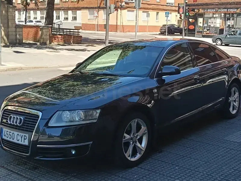 Usado Audi A6 225 CV (165 kW) 2004 Negro Berlina