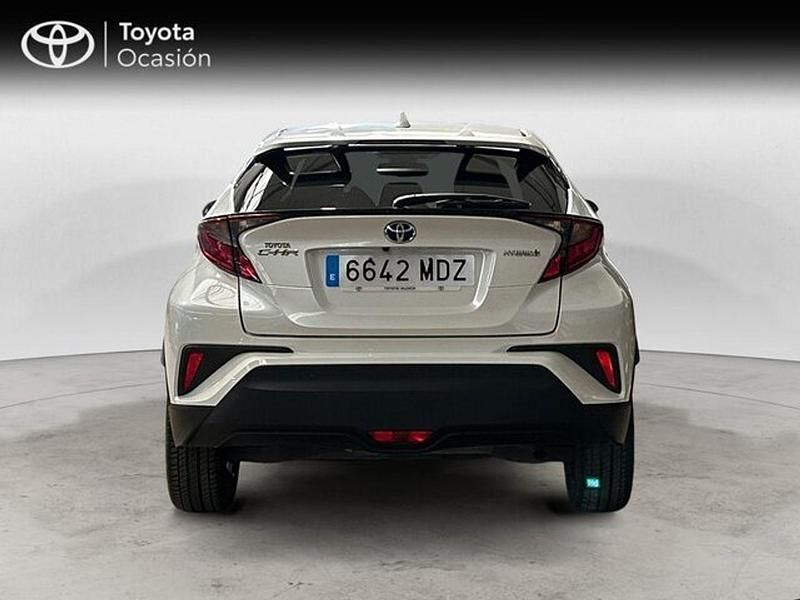 Usado Toyota C-HR Advance 122 CV (89 kW) 2023 Blanco SUV