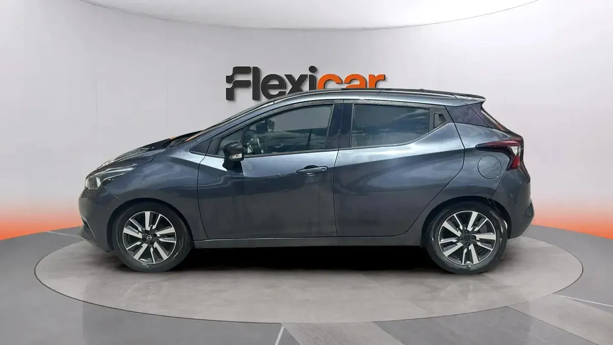 Używany Nissan Micra S 90 KM (66 kW) 2018 Szary Hatchback