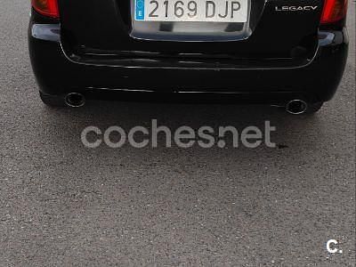 Usado Subaru Legacy 165 CV (121 kW) 2005 Negro Familiar