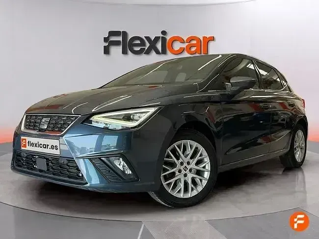 Usado Seat Ibiza XCELLENCE 115 CV (84 kW) 2024 Azul Utilitario