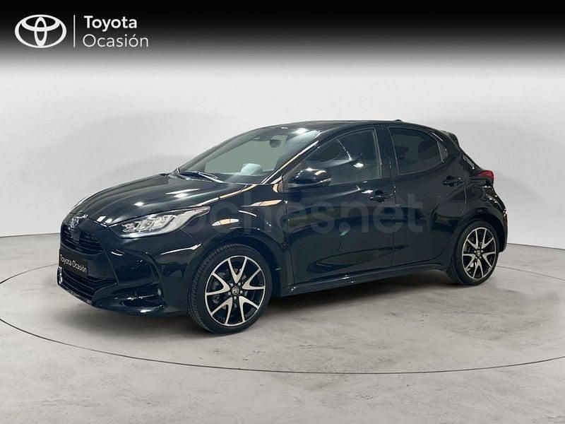 Negro Usado 2022 Toyota Yaris Hybrid Style Berlina | 19.950 € (Precio justo) - Imagen 1/4