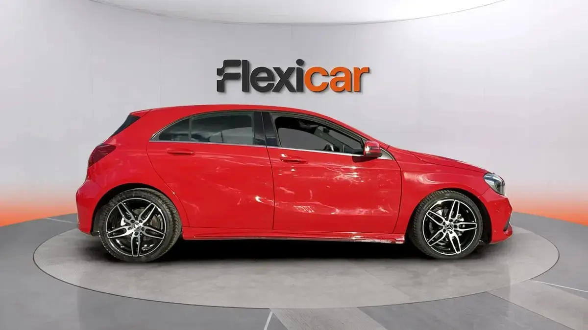 Usado Mercedes A200 139 CV (102 kW) 2018 Rojo Berlina