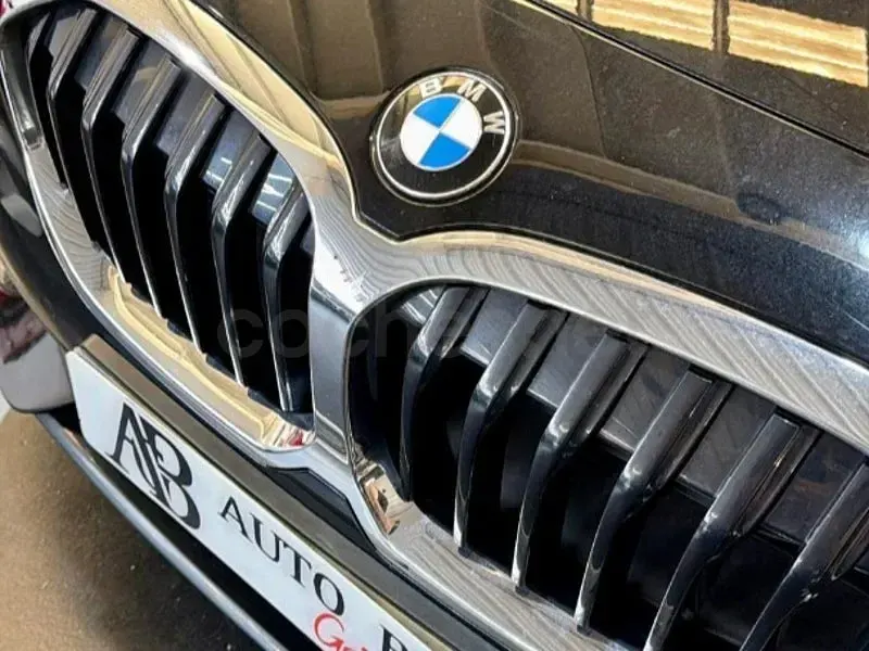 Usado BMW 118 Comfort Edition 136 CV (100 kW) 2021 Negro Utilitario