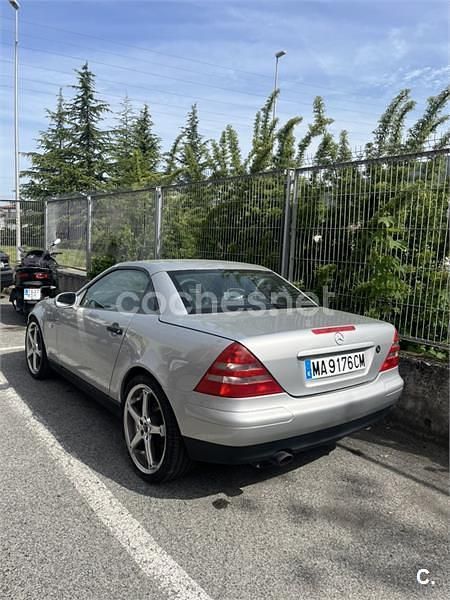 Usado Mercedes SLK230 193 CV (141 kW) 1998 Gris / plata Descapotable