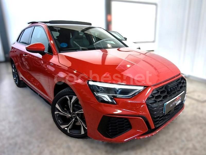 Rojo Usado 2022 Audi A3 Sportback e-tron Ambiente Berlina | 31.990 € (Caro) - Imagen 1/4