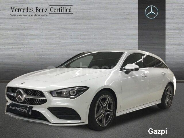 Blanco digital Usado 2023 Mercedes CLA180 Shooting Brake AMG line Familiar | 31.900 € (Un poco caro) - Imagen 1/4