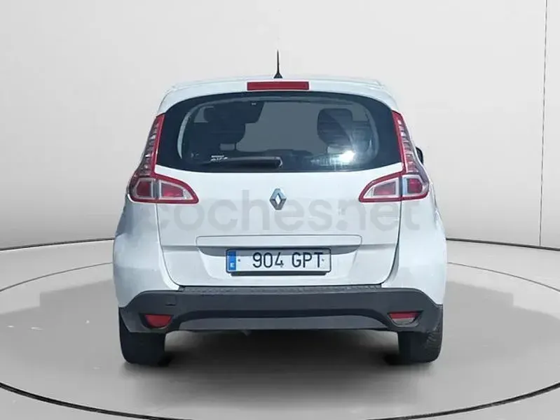 Usado Renault Scénic Expression 105 CV (77 kW) 2009 Blanco Monovolumen