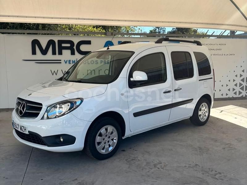 Blanco Usado 2020 Mercedes Citan 111 Familiar | 17.500 € - Imagen 1/4