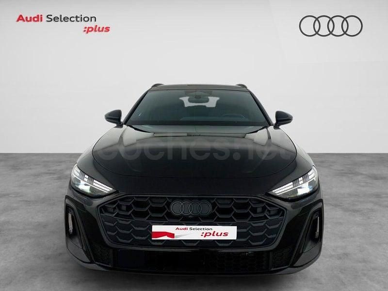 Usado Audi A5 Ambiente 299 CV (219 kW) 2025 Negro Familiar
