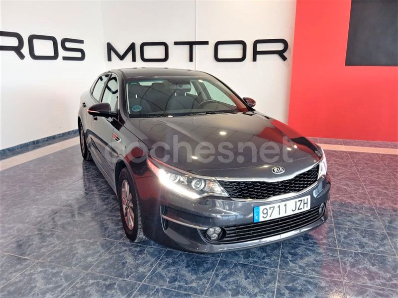 Gris / plata Usado 2017 Kia Optima Berlina | 13.900 € (Precio justo) - Imagen 1/4