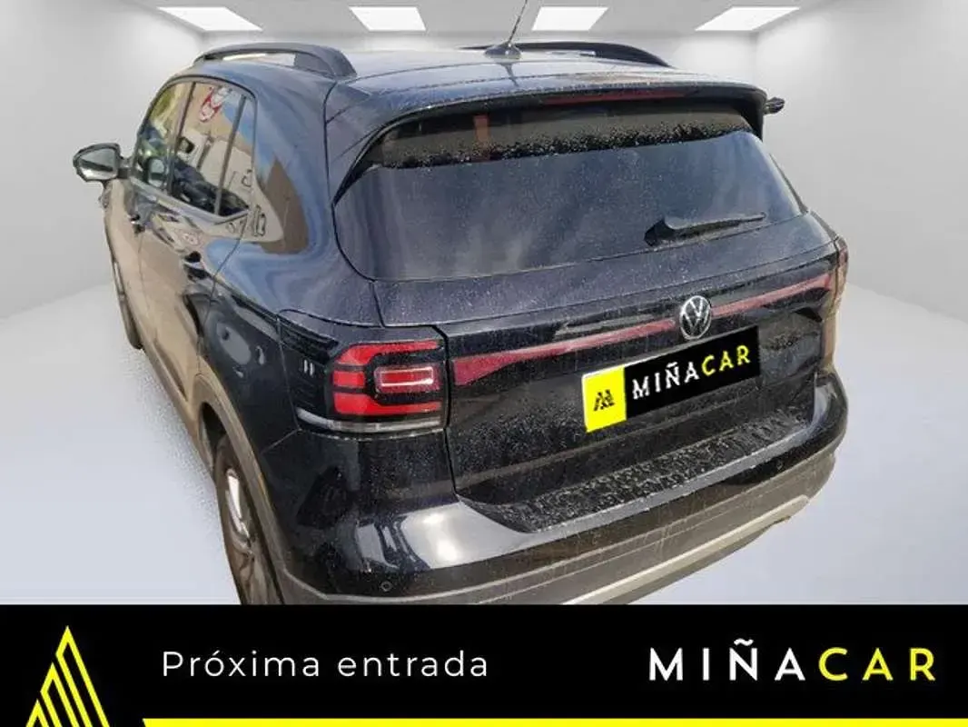 Usado VW T-Cross Advance 110 CV (80 kW) 2022 Negro SUV