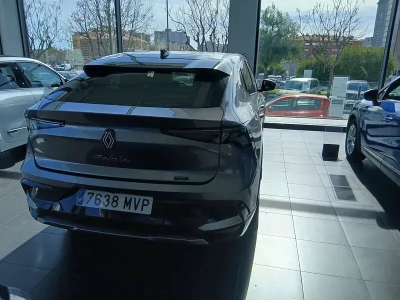 Usado Renault Rafale Techno 200 CV (147 kW) 2024 Gris SUV