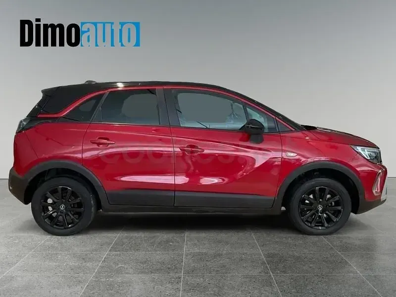 Usado Opel Crossland GS Line 110 CV (80 kW) 2021 Rojo SUV