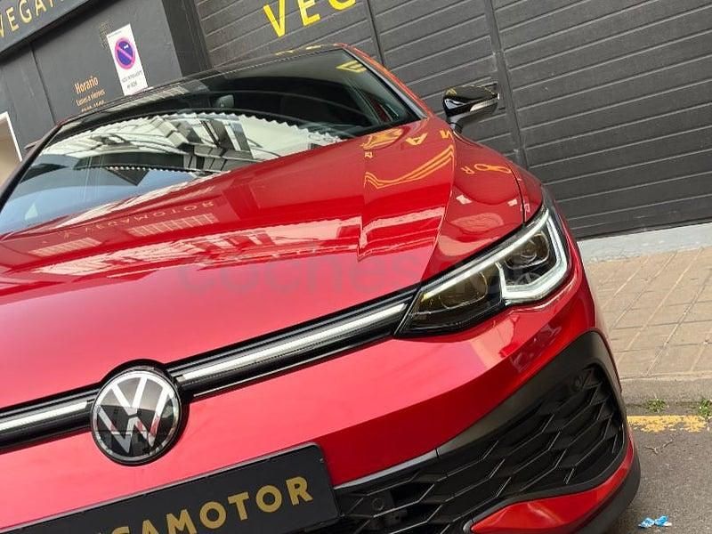 Usado VW Golf VIII GTI Clubsport 301 CV (221 kW) 2022 Rojo Berlina