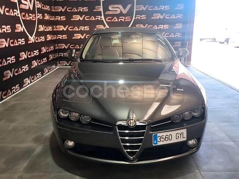 Usado Alfa Romeo 159 120 CV (88 kW) 2010 Gris / plata Berlina