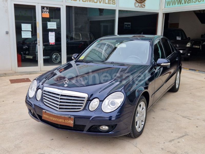 Azul Usado 2007 Mercedes E280 Elegance Berlina | 11.975 € (Un poco caro) - Imagen 1/4