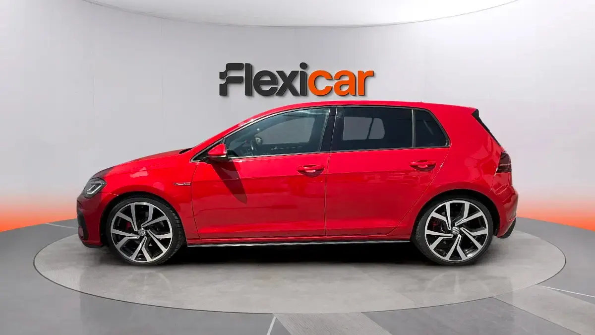 Usado VW Golf VII GTI 230 CV (169 kW) 2018 Rojo Berlina