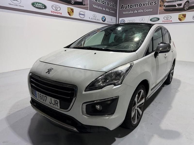 Usado Peugeot 3008 Style 130 CV (95 kW) 2015 Blanco Familiar