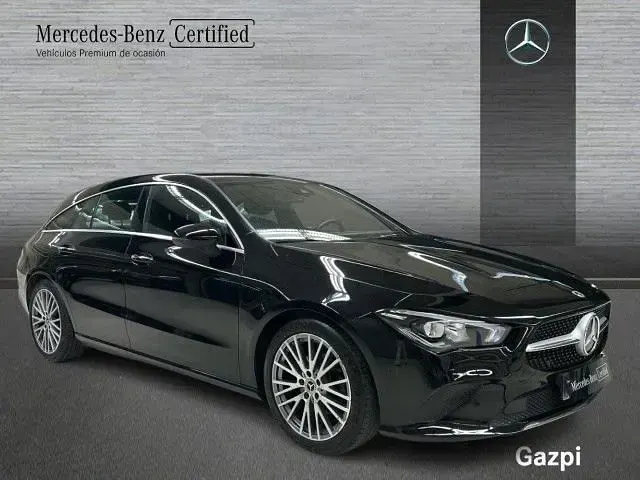 Usado Mercedes CLA180 Shooting Brake 136 CV (100 kW) 2022 Negro noche Familiar
