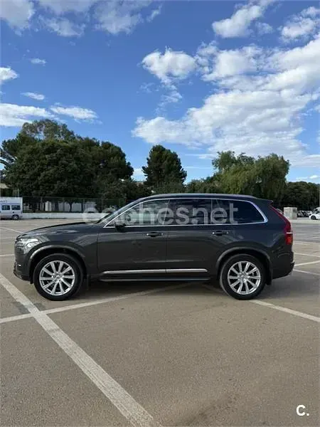 Usado Volvo XC90 Inscription 190 CV (139 kW) 2019 Gris / plata SUV