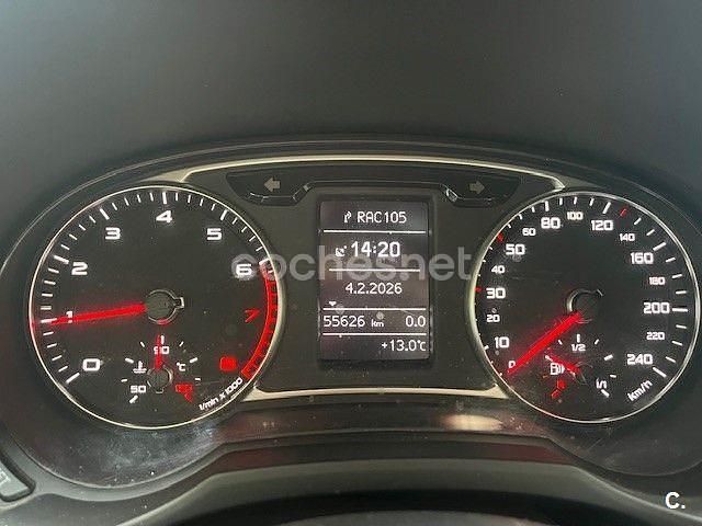 Usado Audi A1 Sportback Attraction 95 CV (69 kW) 2017 Rojo Utilitario