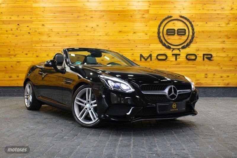Negro Usado 2016 Mercedes SLC250 Descapotable | 30.970 € - Imagen 1/4