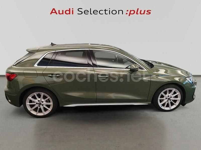 Usado Audi A3 S-Line 150 CV (110 kW) 2025 Verde Berlina