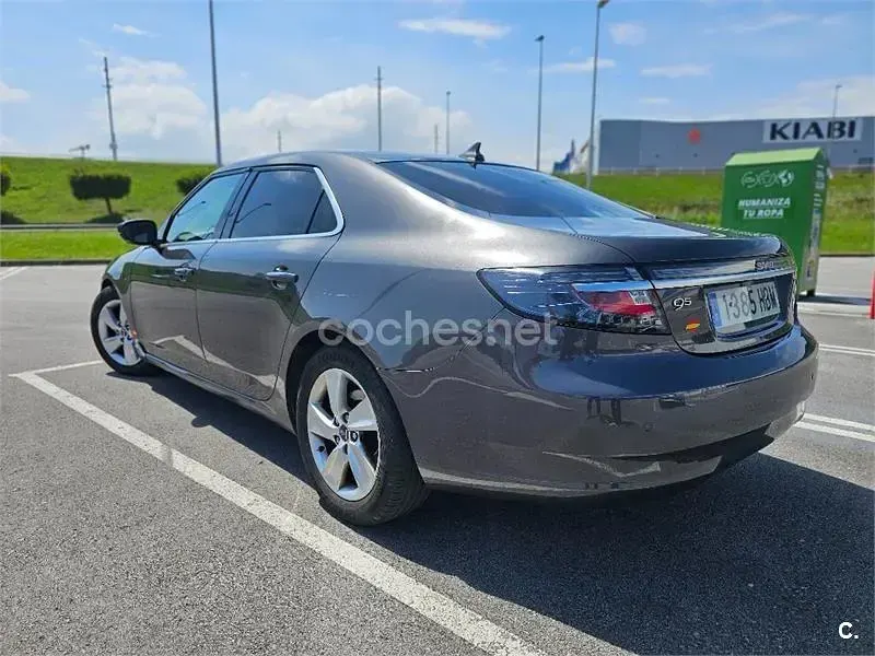 Usado Saab 9-5 Vector 160 CV (117 kW) 2011 Marrón Berlina