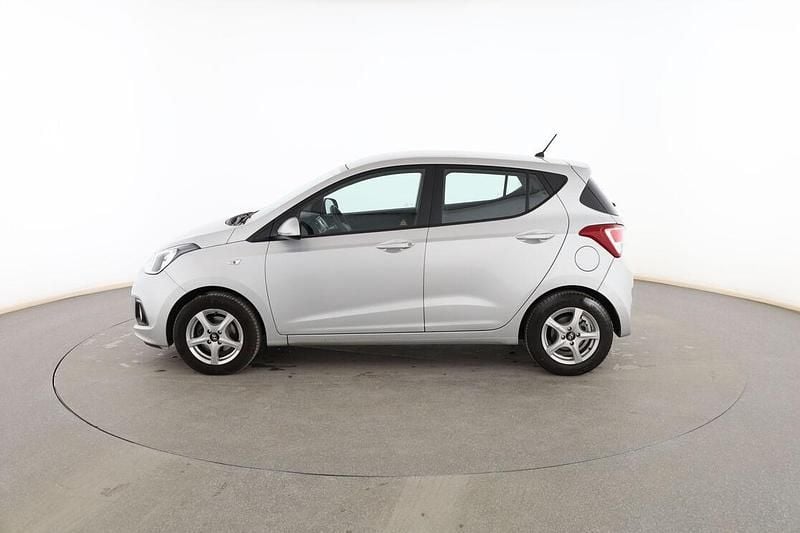 Usado Hyundai i10 Style 87 CV (63 kW) 2014 Gris Utilitario