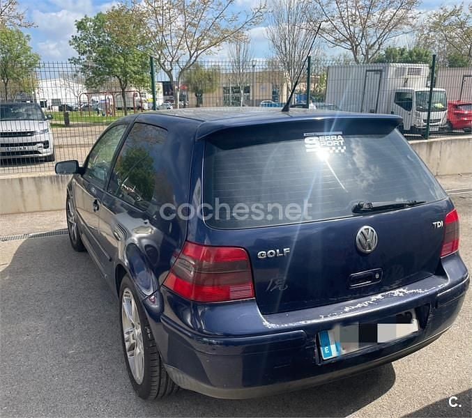 Usado VW Golf IV Highline 110 CV (80 kW) 2000 Azul Berlina