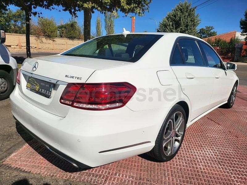Usado Mercedes E220 Avantgarde 170 CV (125 kW) 2016 Blanco Berlina