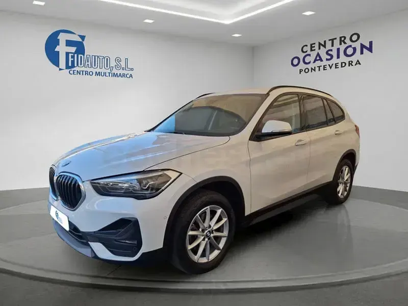 Usado BMW X1 Comfort Edition 150 CV (110 kW) 2022 Blanco SUV