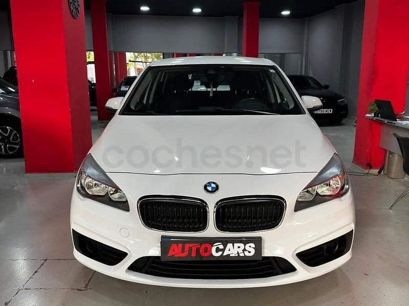Usado BMW 218 Comfort Edition 136 HP (100 kW) 2017 Branco Carrinha