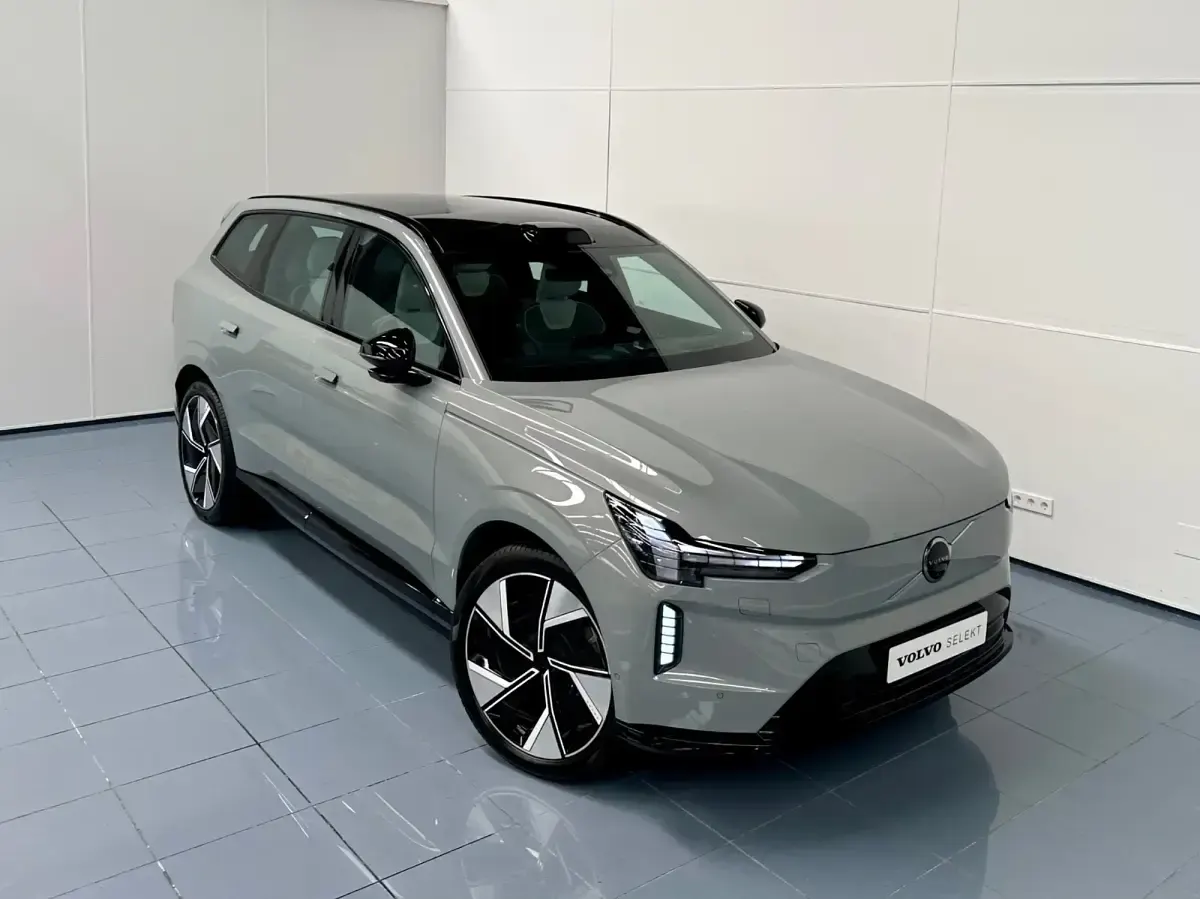 Nuevo Volvo EX90 Plus 330 kW (449 CV) 2026 Gris SUV