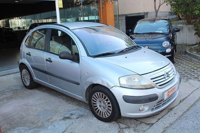 Usado Citroën C3 XTR 70 CV (51 kW) 2005 Gris Berlina