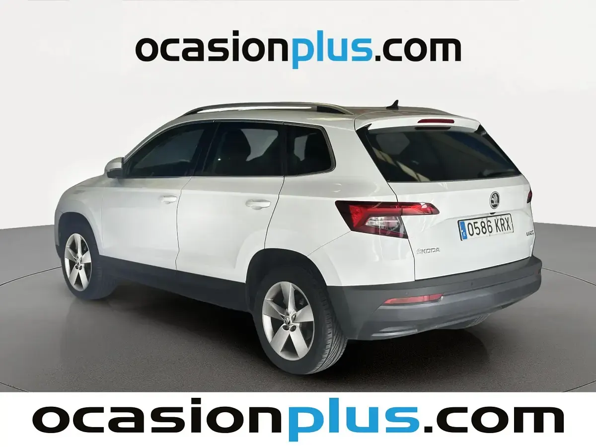 Usado Skoda Karoq 115 HP (84 kW) 2018 Branco SUV