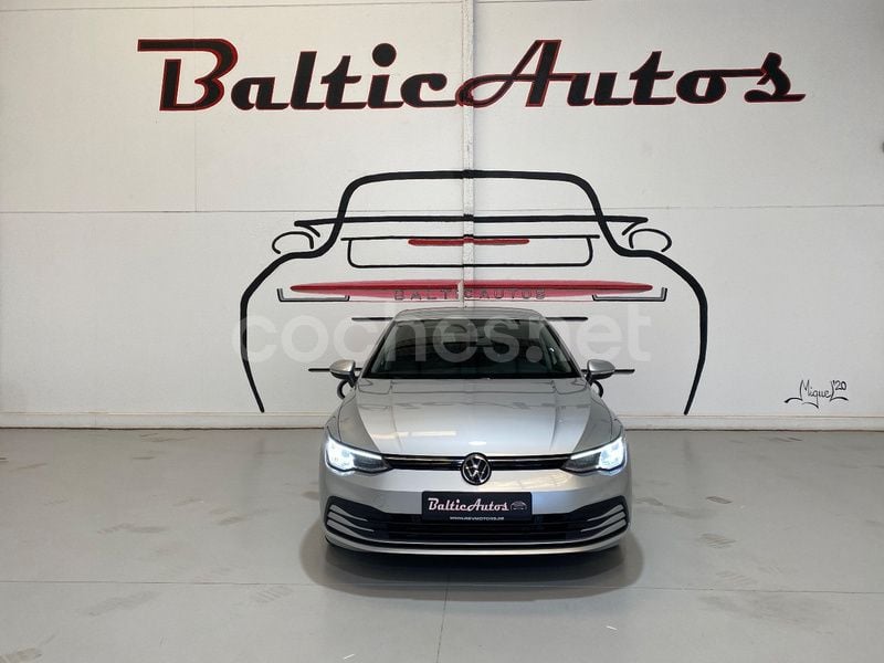 Usado VW Golf VIII 110 CV (80 kW) 2021 Gris / plata Berlina