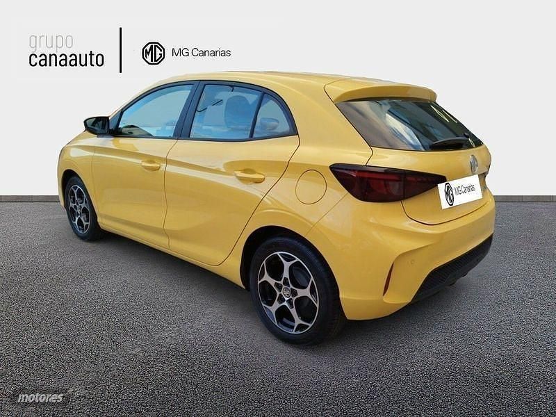 Usado MG MG3 Comfort 116 CV (85 kW) 2025 Amarillo Utilitario