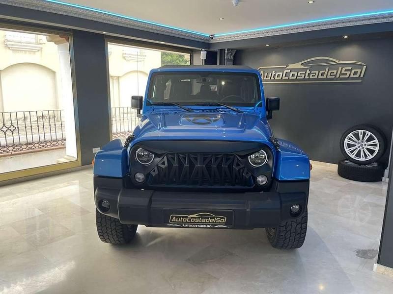 Azul Usado 2014 Jeep Wrangler Unlimited SUV | 33.999 € (Precio justo) - Imagen 1/4
