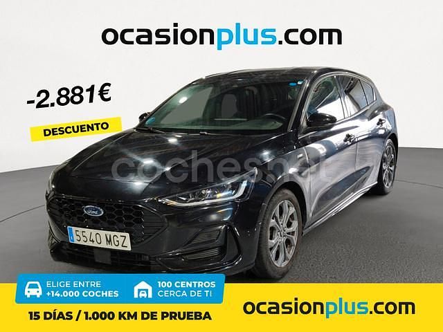 Negro Usado 2023 Ford Focus ST-Line Berlina | 17.400 € (Buen precio) - Imagen 1/4