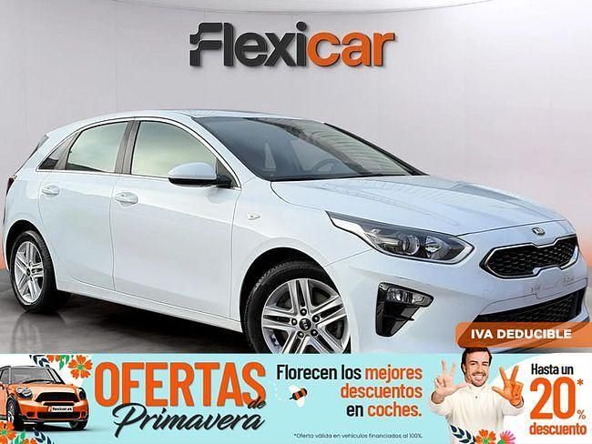 Usado Kia Ceed 120 CV (88 kW) 2021 Blanco Utilitario