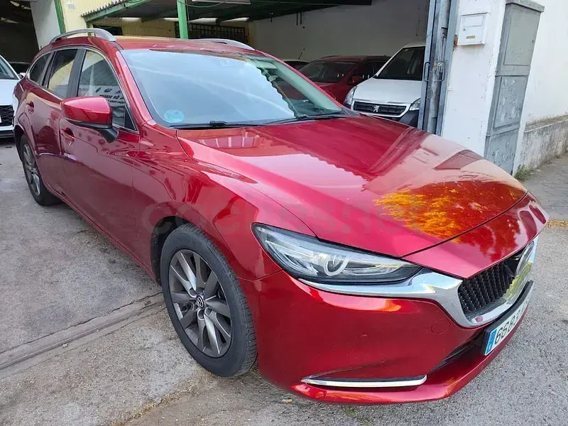 Usado Mazda 6 150 CV (110 kW) 2018 Granate Familiar