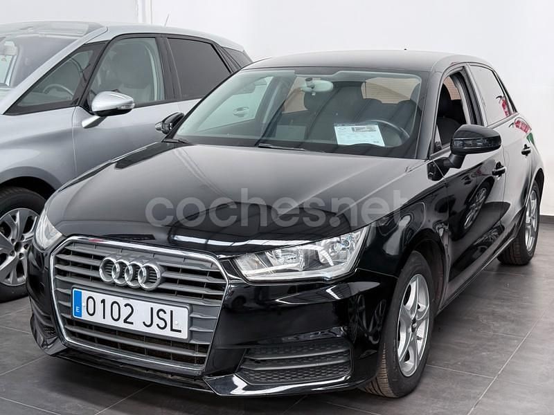 Usado Audi A1 Design 90 CV (66 kW) 2016 Negro Berlina