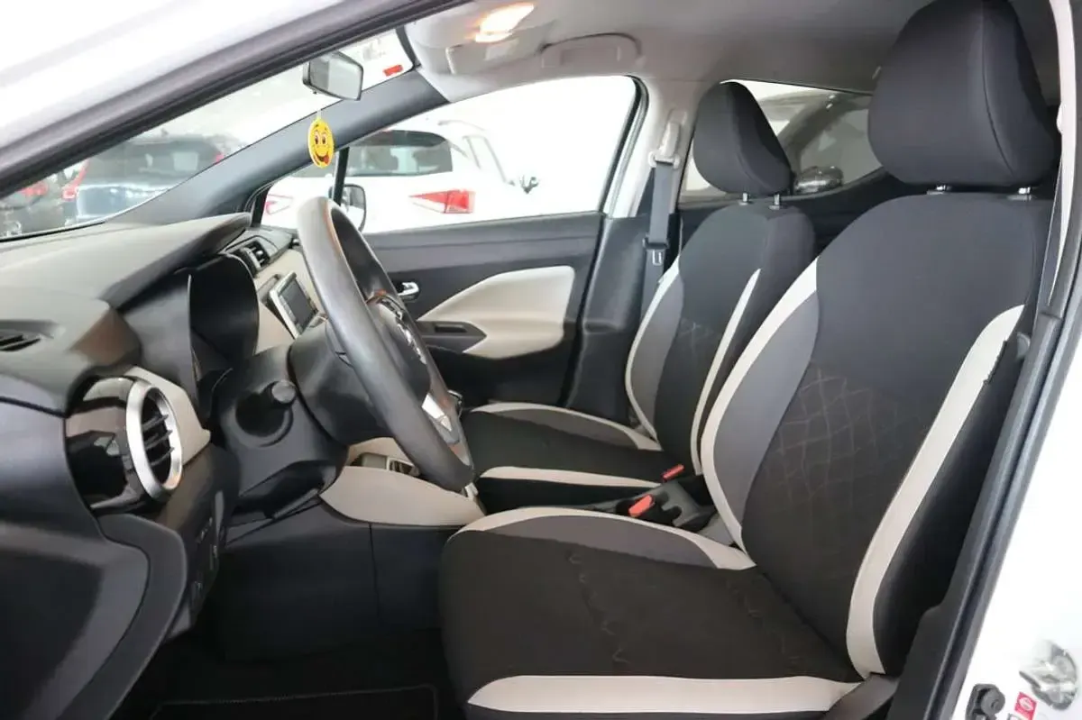 Usado Nissan Micra Acenta 90 CV (66 kW) 2019 Blanco Utilitario