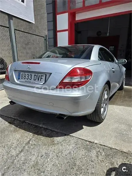 Usado Mercedes SLK200 163 CV (119 kW) 2005 Gris / plata Descapotable