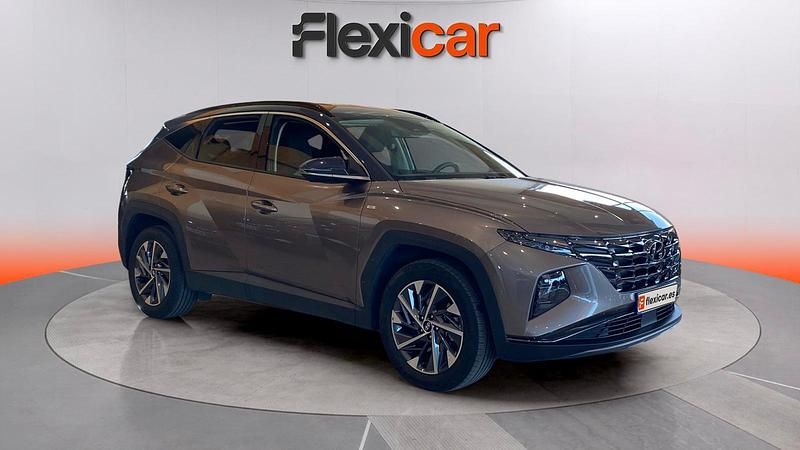 Usado Hyundai Tucson 230 CV (169 kW) 2022 Gris SUV